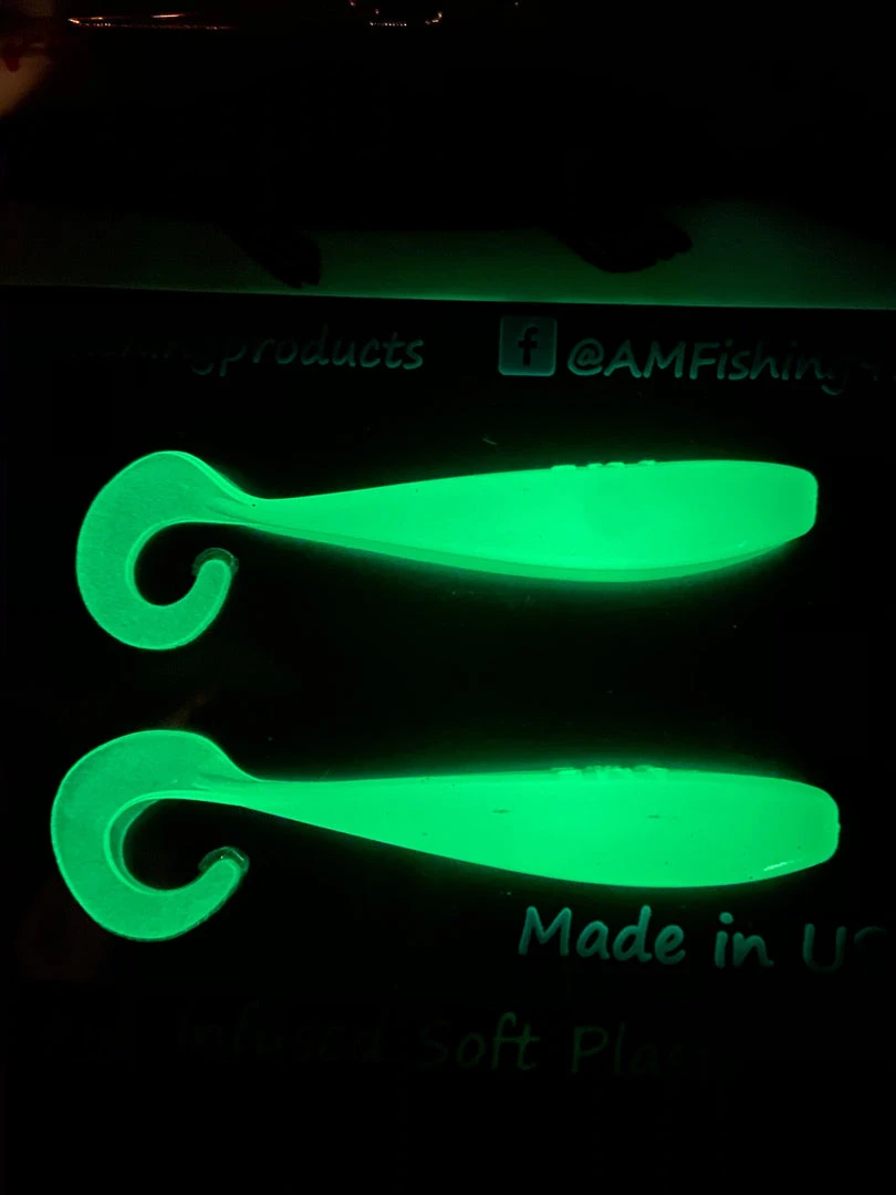 A.M. Fishing Lures - Garlic Glow Stick 3" Mini